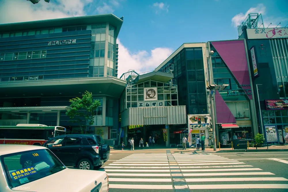 近江町市場エムザ口