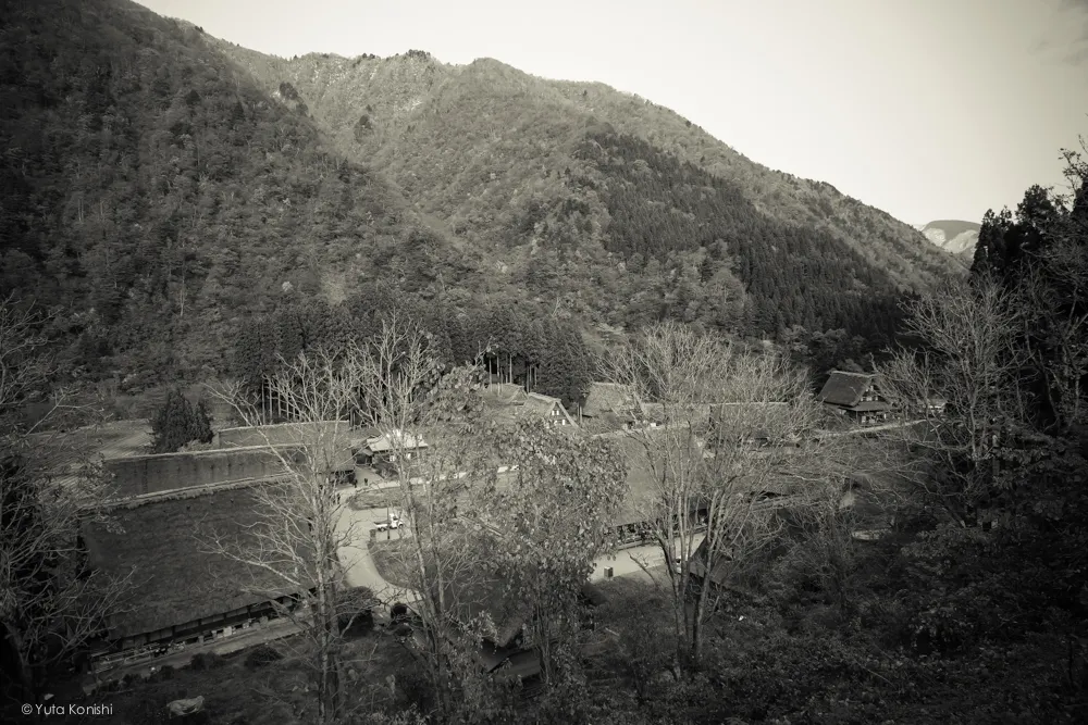 五箇山を駐車場から 2013年