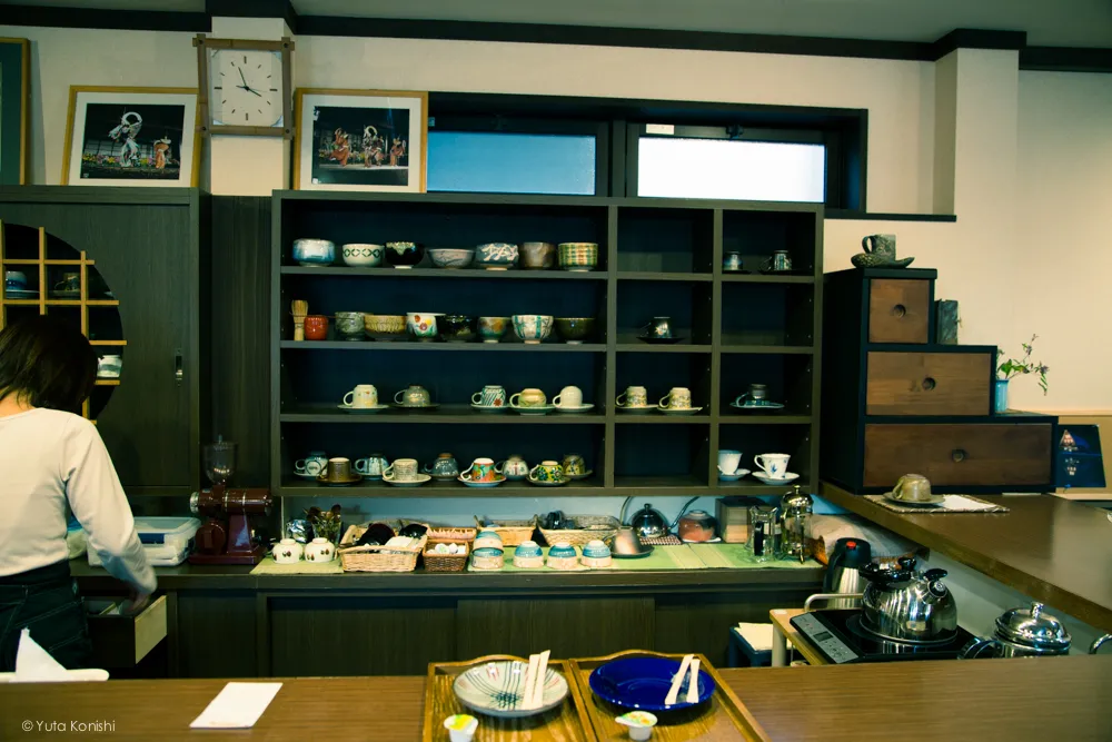 五箇山の中にあるカフェ 茶房掌 コーヒーカップが選べます