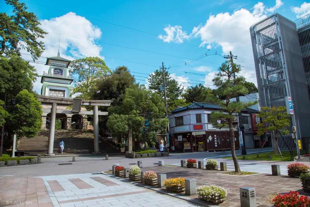 金沢観光の決定版「まちのり」で金沢を一日で制覇する完全マニュアル!金沢駅まちのり 尾山神社