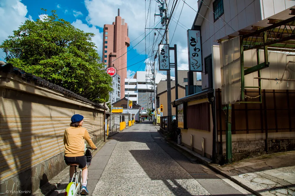 金沢観光の決定版「まちのり」で金沢を一日で制覇する完全マニュアル!金沢駅まちのり 武家屋敷 ゆりりん