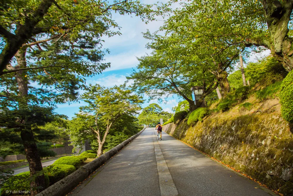 金沢観光の決定版「まちのり」で金沢を一日で制覇する完全マニュアル!金沢駅まちのり 兼六園 ゆりりん
