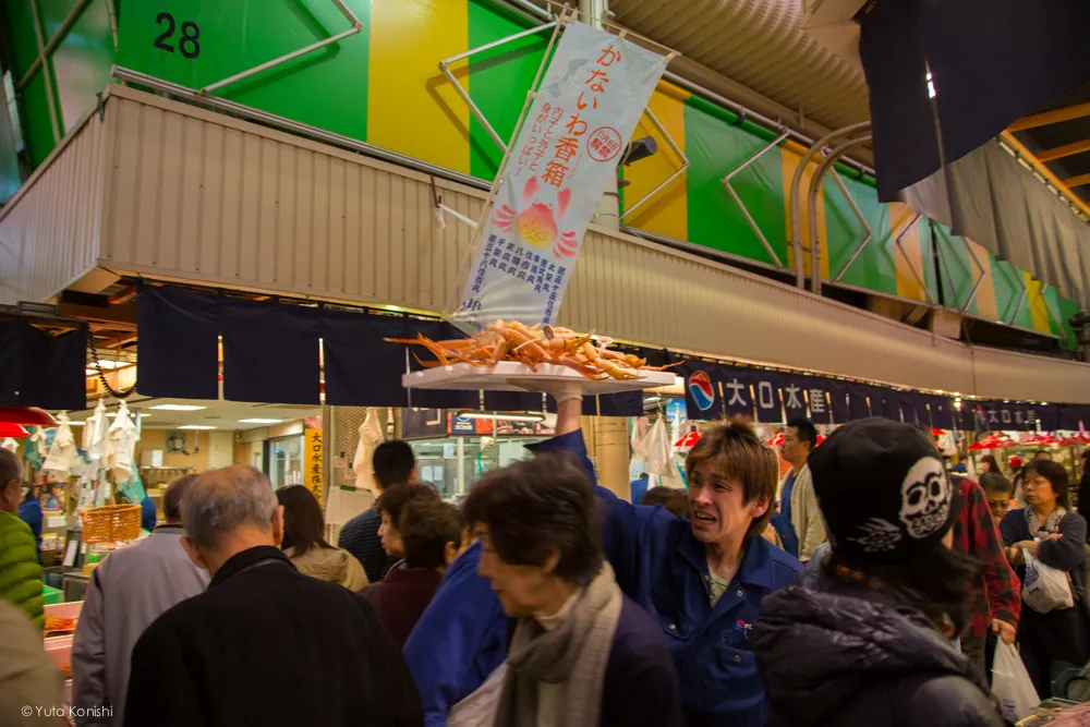 カニ!金沢グルメの王様「加能ガニ」11月上旬はカニ解禁で近江町市場の活気が最高潮!行くしか無いだろ!