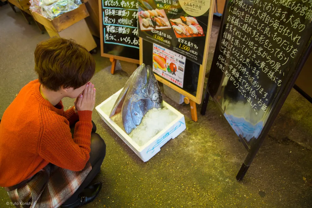 近江町市場ゆりりん衝撃 金沢周遊バスで周る金沢観光マニュアル！金沢観光アイドル「ゆりりん」とバスで金沢を紹介します！