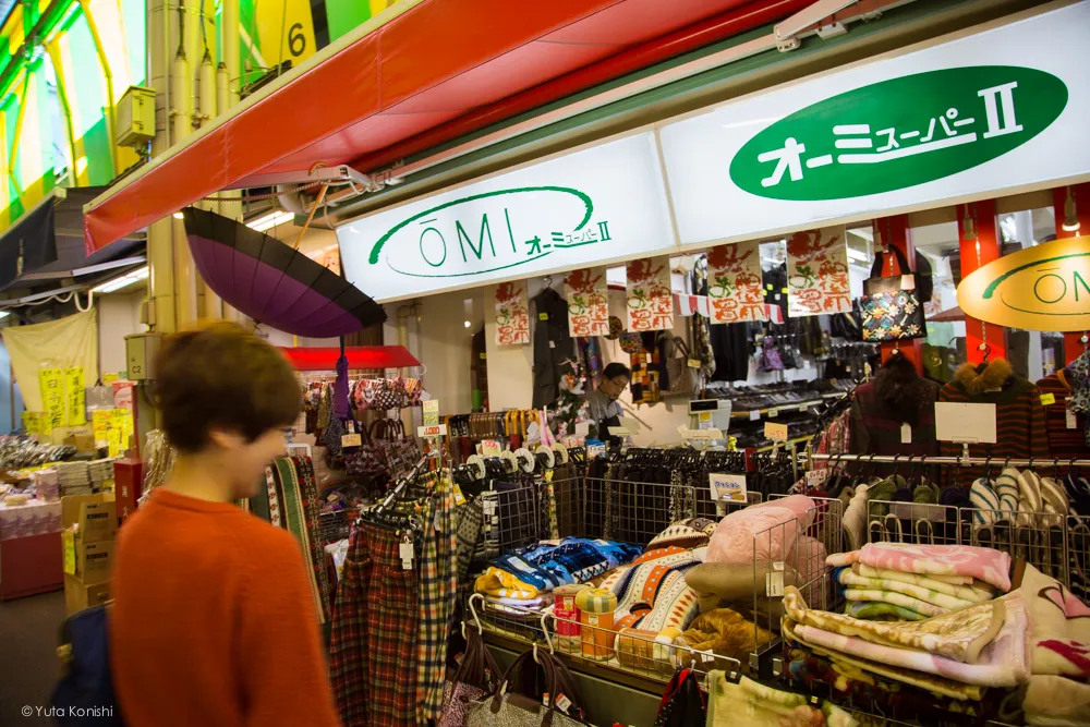 オーミスーパー 金沢周遊バスで周る金沢観光マニュアル！金沢観光アイドル「ゆりりん」とバスで金沢を紹介します！