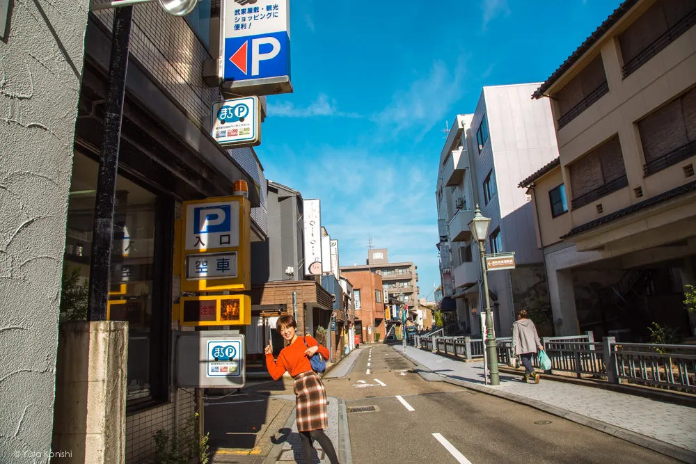 北川不動産左折ゆりりん 金沢周遊バスで周る金沢観光マニュアル！金沢観光アイドル「ゆりりん」とバスで金沢を紹介します！