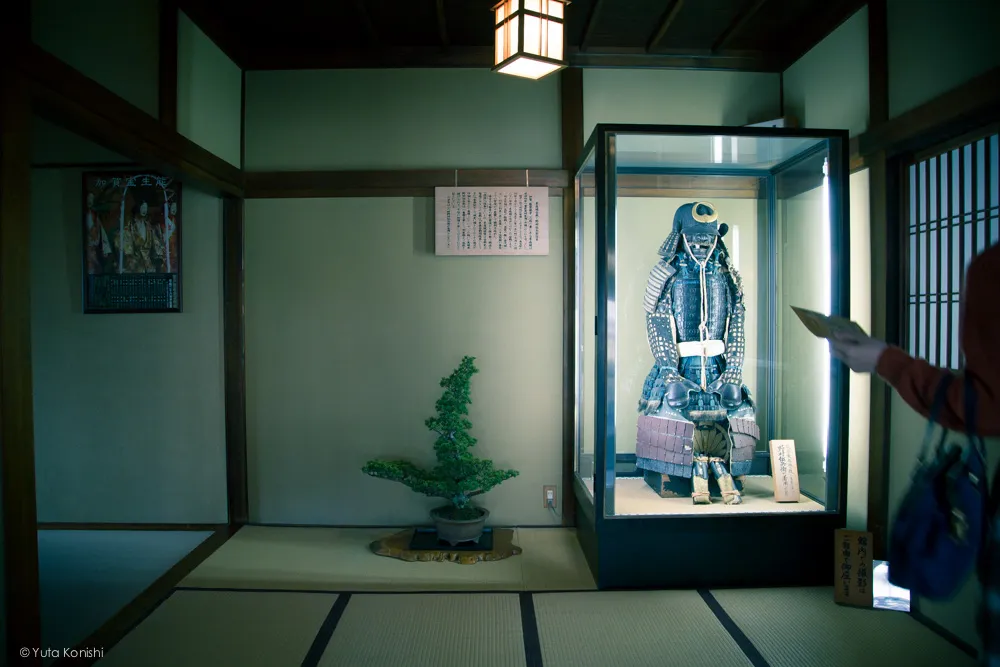 野村家入り口 金沢周遊バスで周る金沢観光マニュアル！金沢観光アイドル「ゆりりん」とバスで金沢を紹介します！