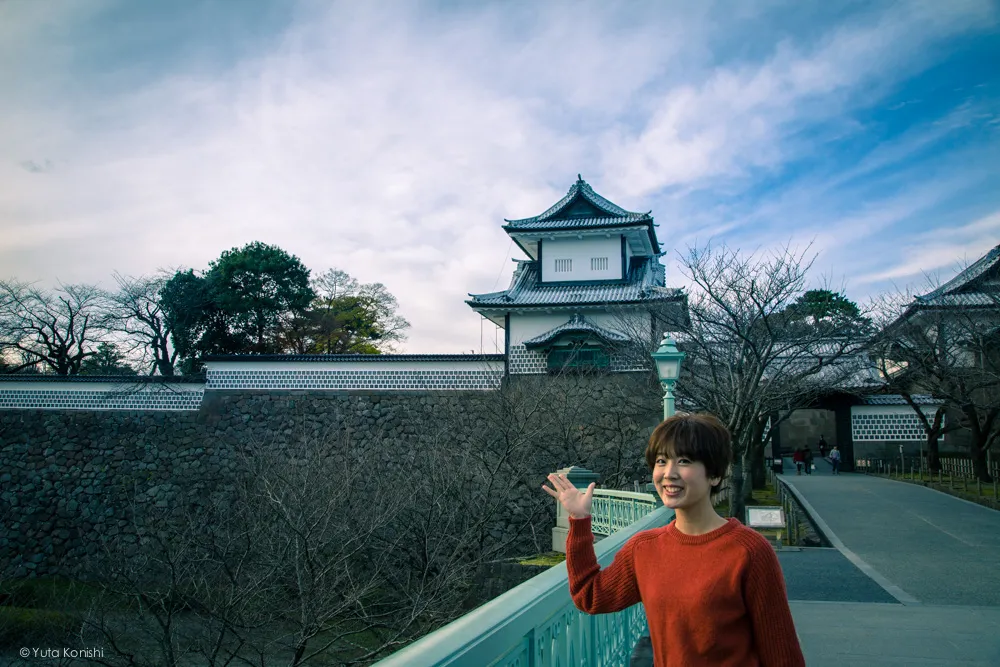 金沢城 金沢周遊バスで周る金沢観光マニュアル！金沢の観光アイドル「ゆりりん」とバスで金沢を紹介します！