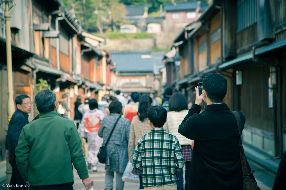 北陸新幹線開業2日目!金沢を本気で散歩!10km歩いて金沢の様子を確かめてみました!北陸新幹線が本当に春を連れてやってきたのか?
