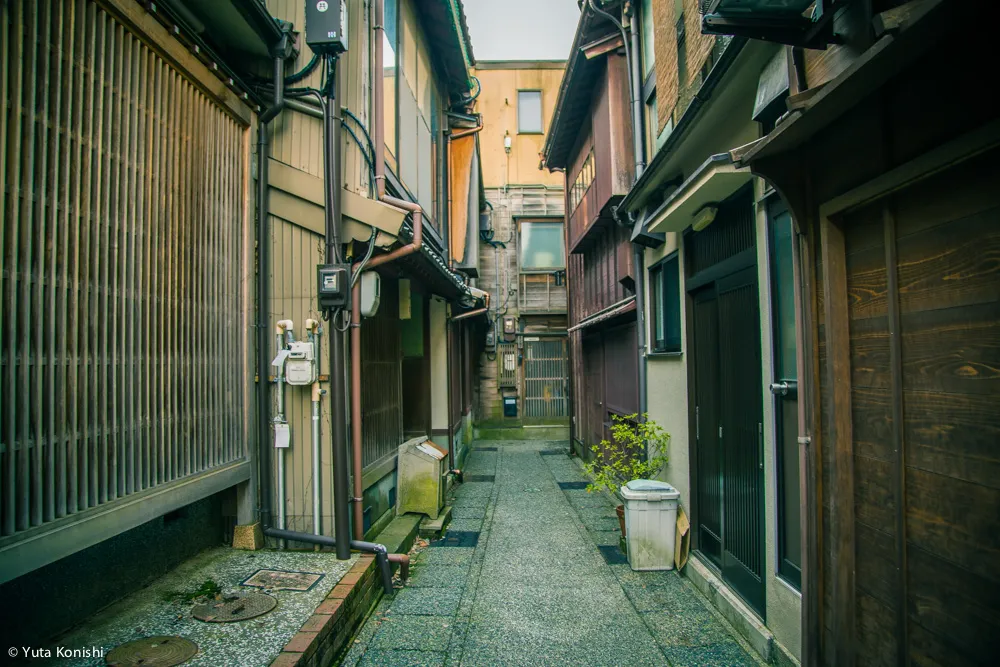 北陸新幹線開業2日目!金沢を本気で散歩!10km歩いて金沢の様子を確かめてみました!北陸新幹線が本当に春を連れてやってきたのか?