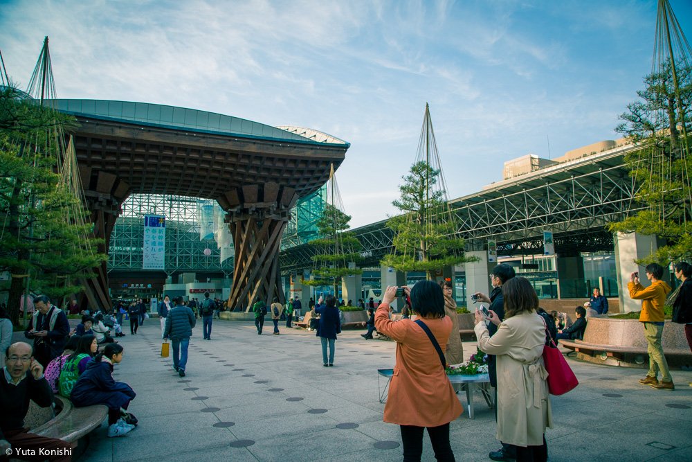 北陸新幹線開業2日目！金沢を本気で散歩！10km歩いて金沢の様子を確かめてみました！北陸新幹線が本当に春を連れてやってきたのか？