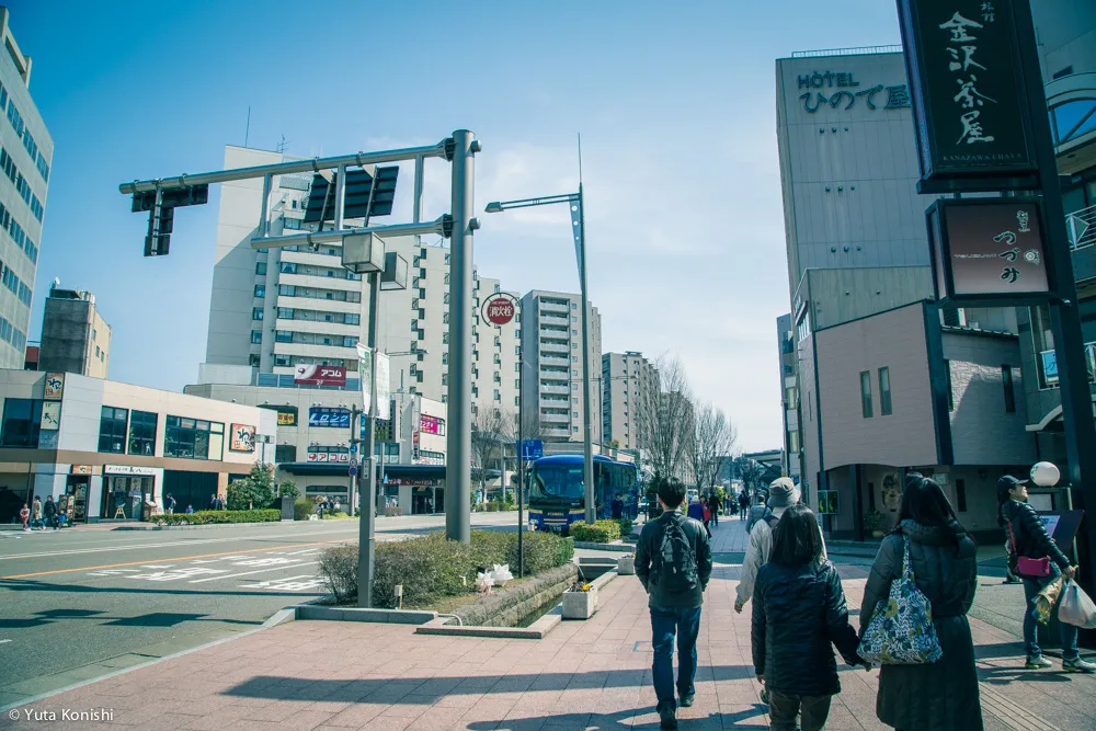 北陸新幹線開業2日目！金沢を本気で散歩！5km歩いて金沢の様子を確かめてみました！北陸新幹線が本当に春を連れてやってきたのか？