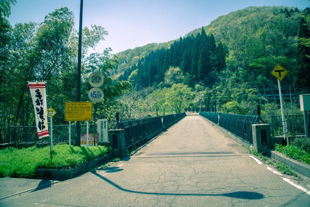 金沢の犀果ての地を目指して行けるところまで行ってみた！そこには進めど進めど人がいて倒木でストップだった2015年