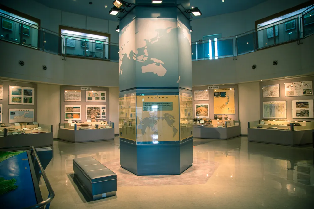 金沢の犀果ての地を目指して行けるところまで行ってみた！そこには進めど進めど人がいて倒木でストップだった2015年