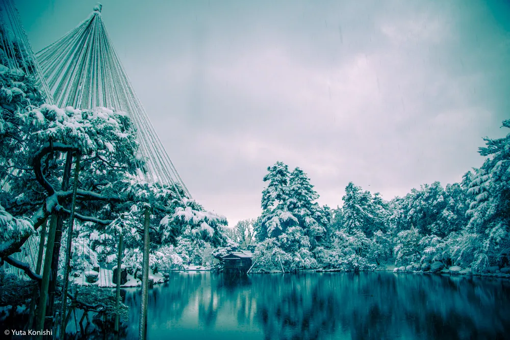 真夏だからこそ真冬の兼六園を感じていただきます2015夏！一気に気温が5度は下がるからｗｗｗｗ