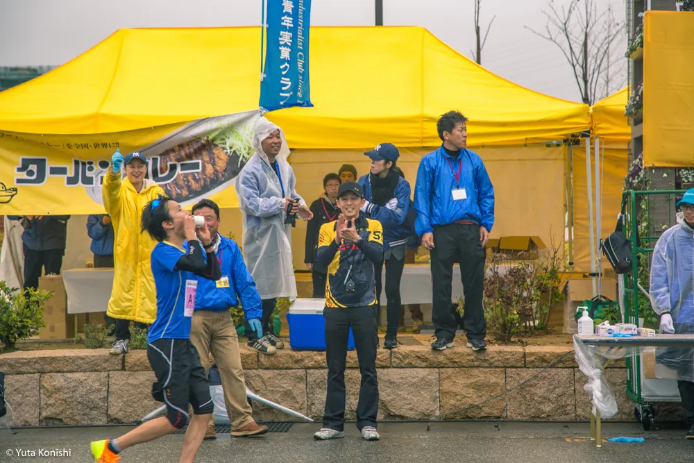 金沢マラソン「食べまっしステーション」口パッサパサ和菓子とカレーは飲み物です?!素晴らしいマラソンでした!