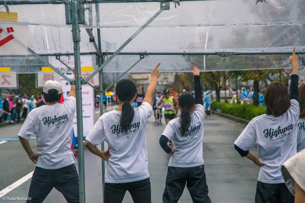金沢マラソン「食べまっしステーション」口パッサパサ和菓子とカレーは飲み物です?!素晴らしいマラソンでした!