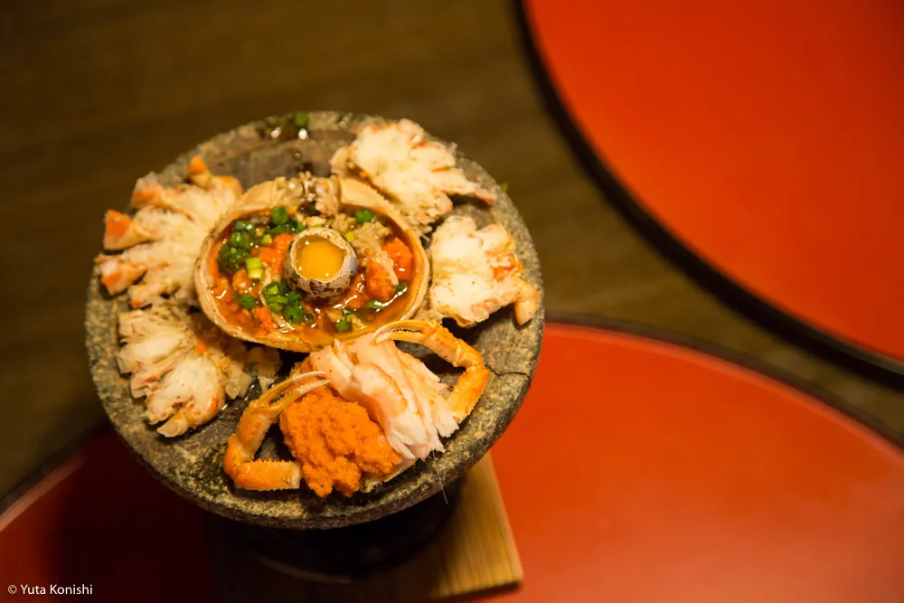 ものすごい勢いで！カニ・牡蠣・ブリ 北陸の味覚を一日ですべてを本場で食味わう究極のグルメツアー！！東京から日帰りでもできる北陸美食ツアー！！