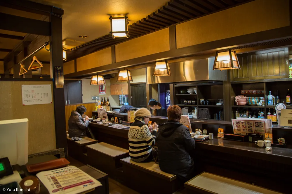 ものすごい勢いで！カニ・牡蠣・ブリ 北陸の味覚を一日ですべてを本場で食味わう究極のグルメツアー！！東京から日帰りでもできる北陸美食ツアー！！