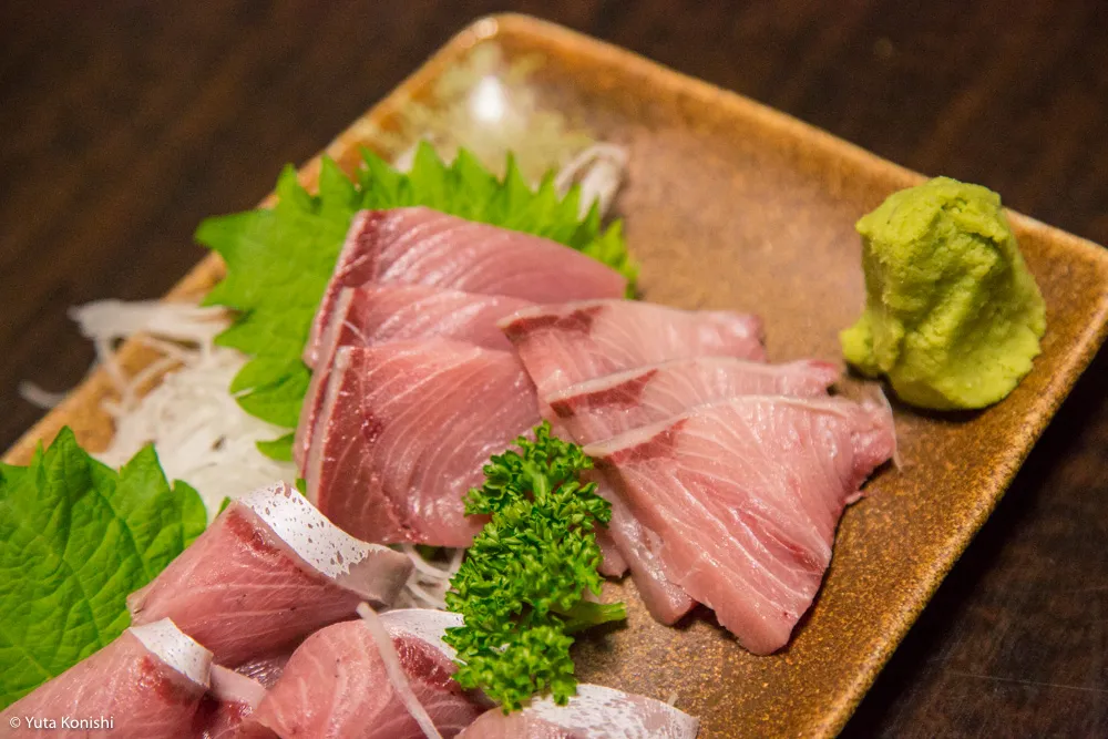 ものすごい勢いで！カニ・牡蠣・ブリ 北陸の味覚を一日ですべてを本場で食味わう究極のグルメツアー！！東京から日帰りでもできる北陸美食ツアー！！