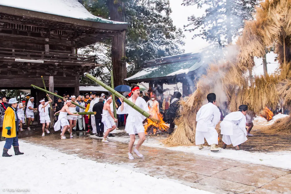 金沢市民ぜんぜん知らない!加賀市大聖寺の竹割り祭り!まじで出血するくらいの迫力の祭り!毎年必ず2月10日開催!