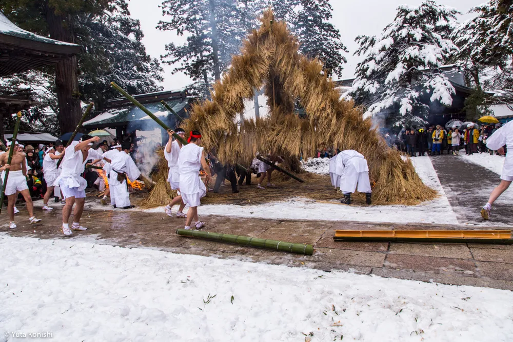 金沢市民ぜんぜん知らない!加賀市大聖寺の竹割り祭り!まじで出血するくらいの迫力の祭り!毎年必ず2月10日開催!