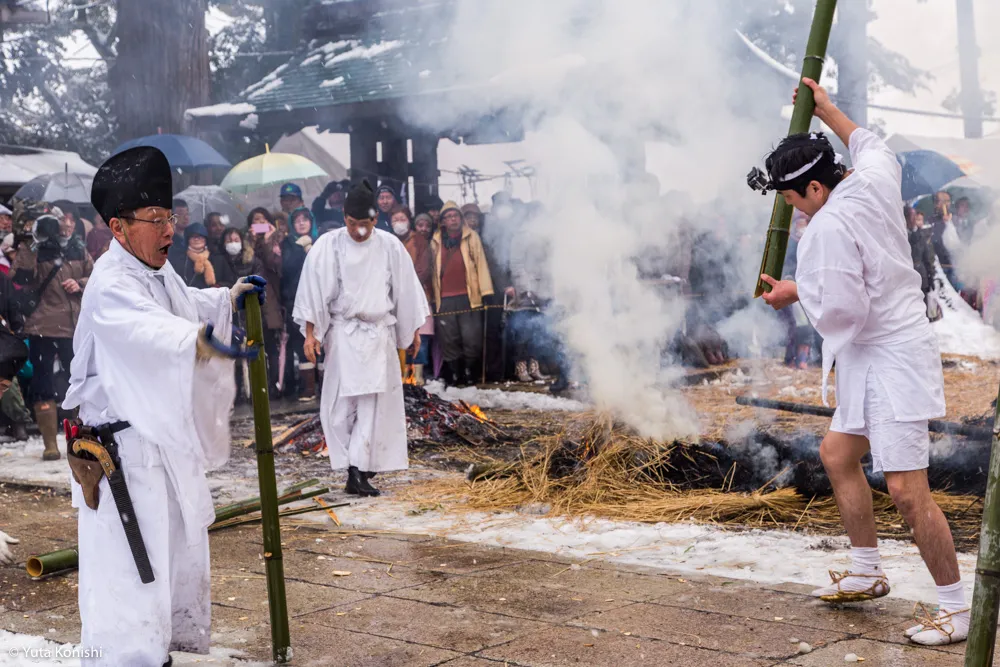 金沢市民ぜんぜん知らない!加賀市大聖寺の竹割り祭り!まじで出血するくらいの迫力の祭り!毎年必ず2月10日開催!