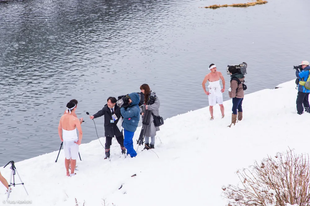金沢市民ぜんぜん知らない!加賀市大聖寺の竹割り祭り!まじで出血するくらいの迫力の祭り!毎年必ず2月10日開催!