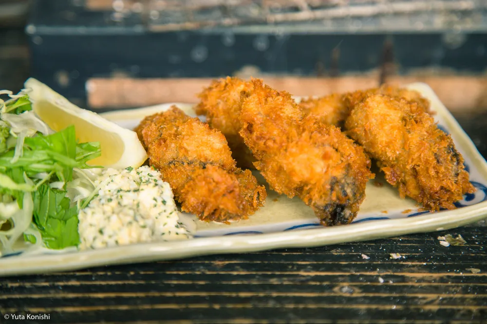 能登最強の牡蠣の店「牡蠣処 海」これ以上混んでは困るが紹介したい!船からテーブルまでほぼ直通の牡蠣はうまいに決まっている。