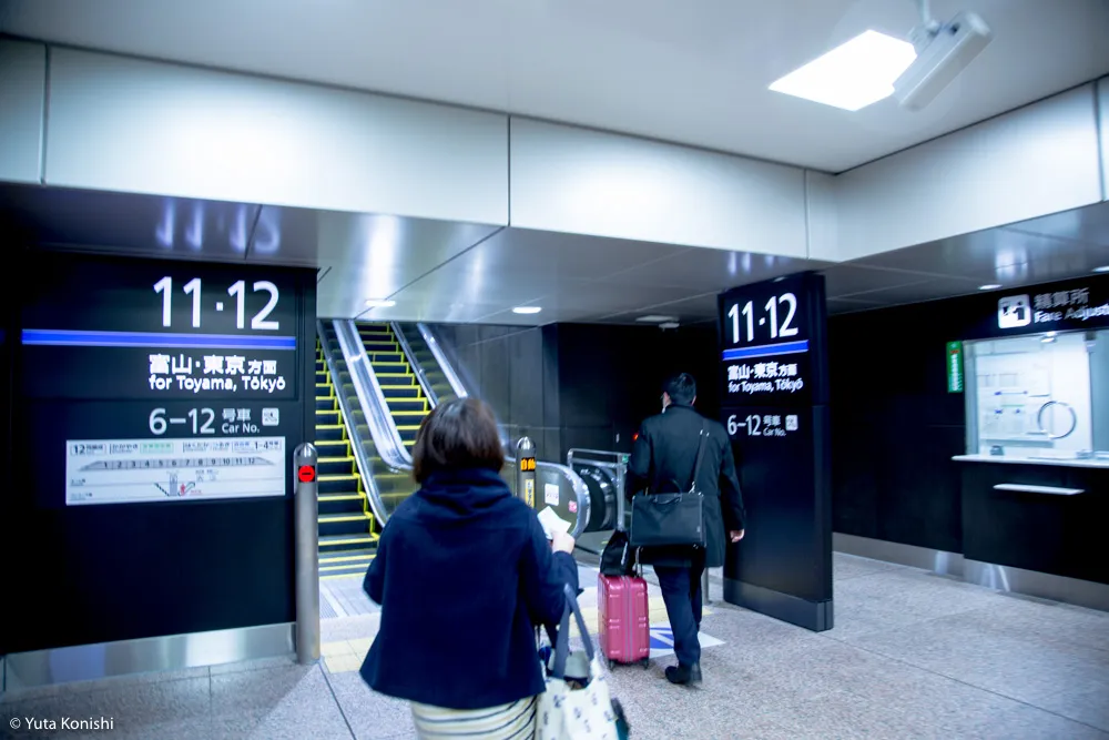 北陸新幹線開業から一年！2016年3月14日「かがやき500号」を金沢駅で見送ってきました。