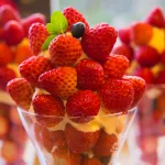 【熱狂】むらはたのいちごパフェ。金沢に来てこれ食べないってまじで正気なの？パフェのための北陸新幹線と言っても過言ではない。