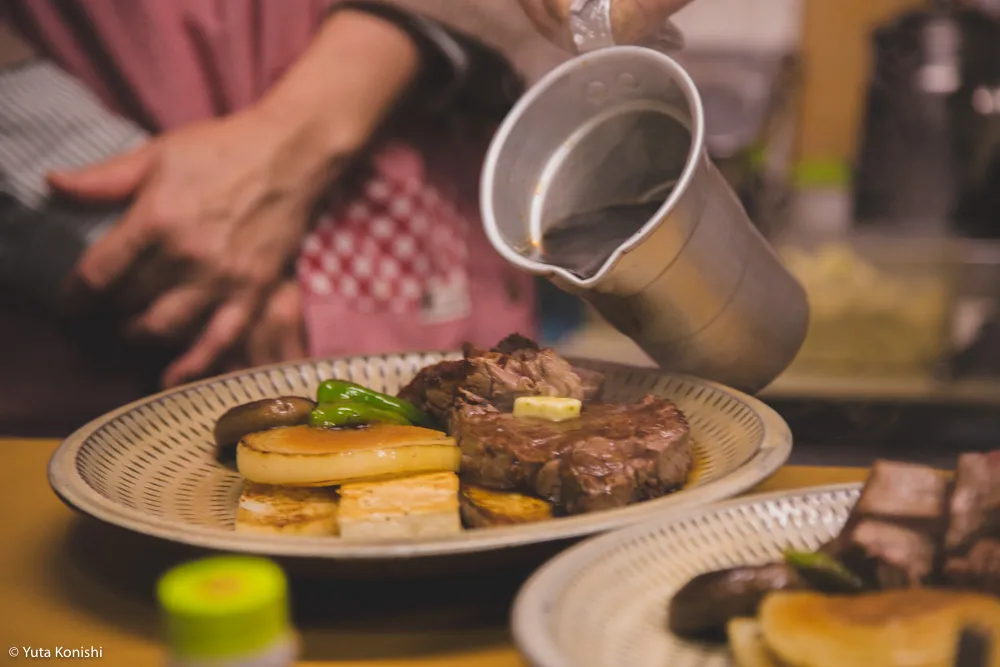 金沢の伝説のステーキ屋「ひよこ」あなたのステーキ感覚が30分で完全に一新する！ステーキためだけに1万円握って金沢へ来い。